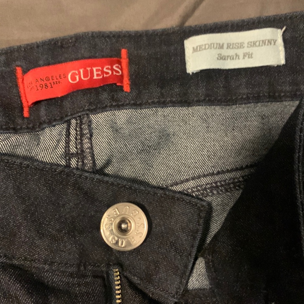Guess medium rise skinny jeans